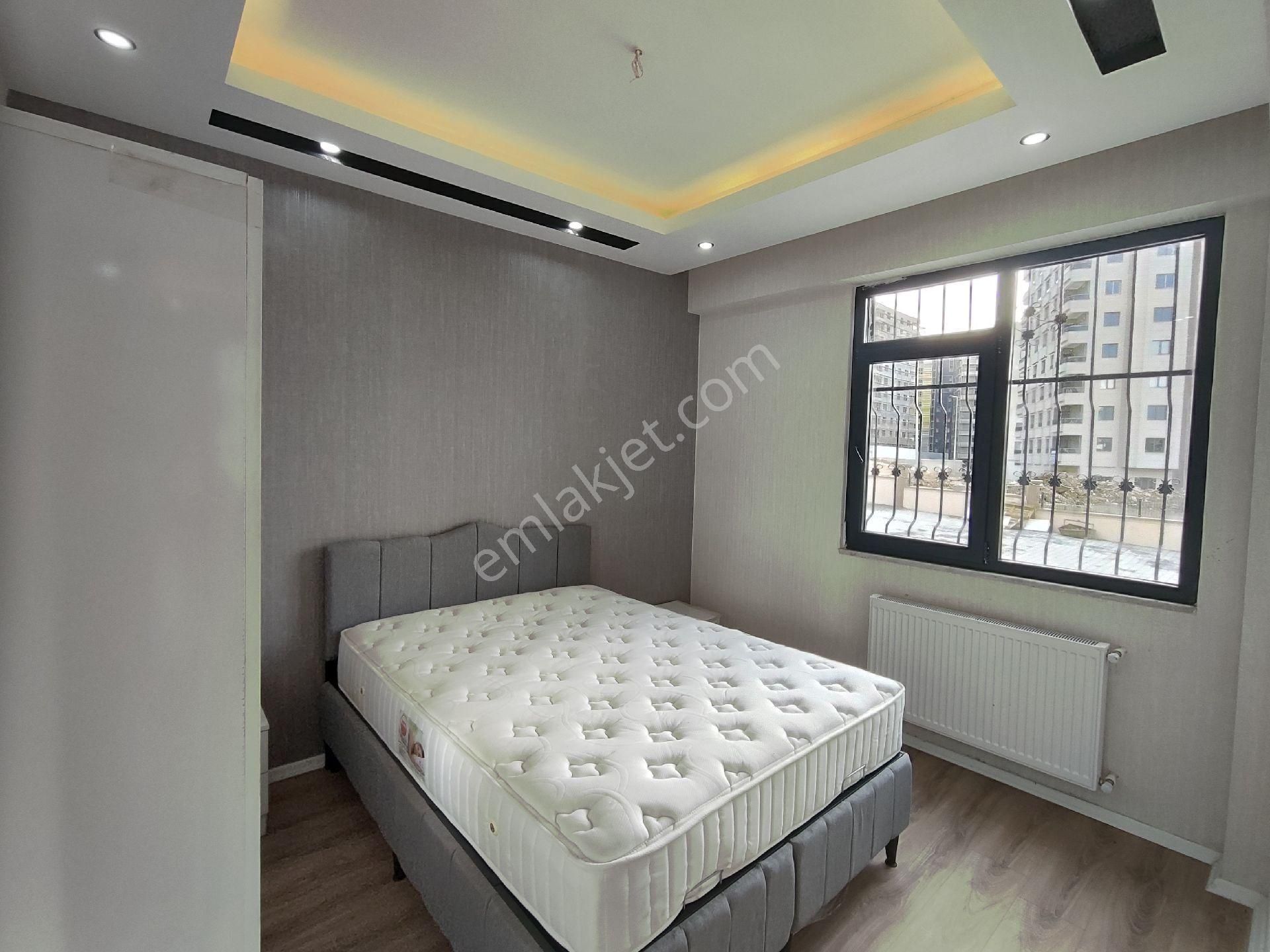 Cadde 17 Emlaktan 1+1 Eşyalı Daire