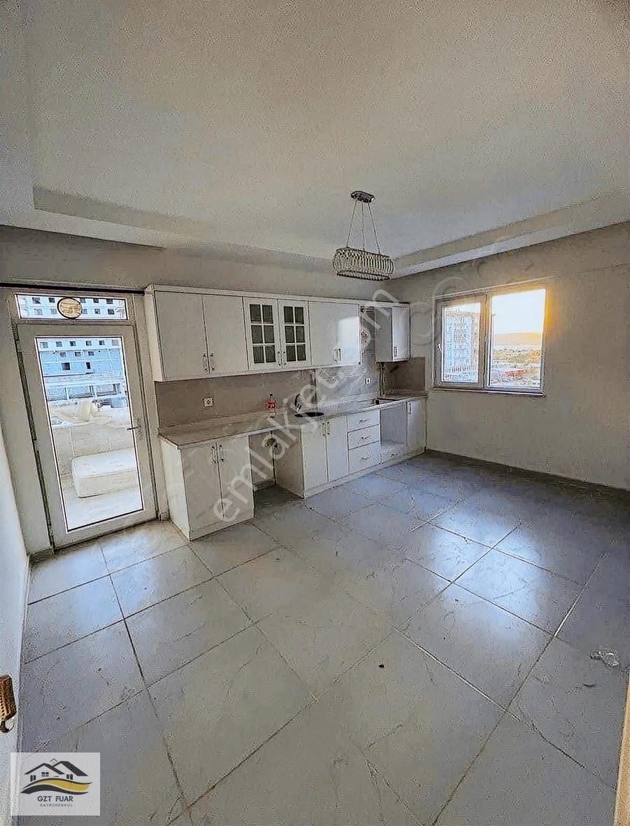 Beykent'te Kiralık 2+1 Kilerli Geniş Daire