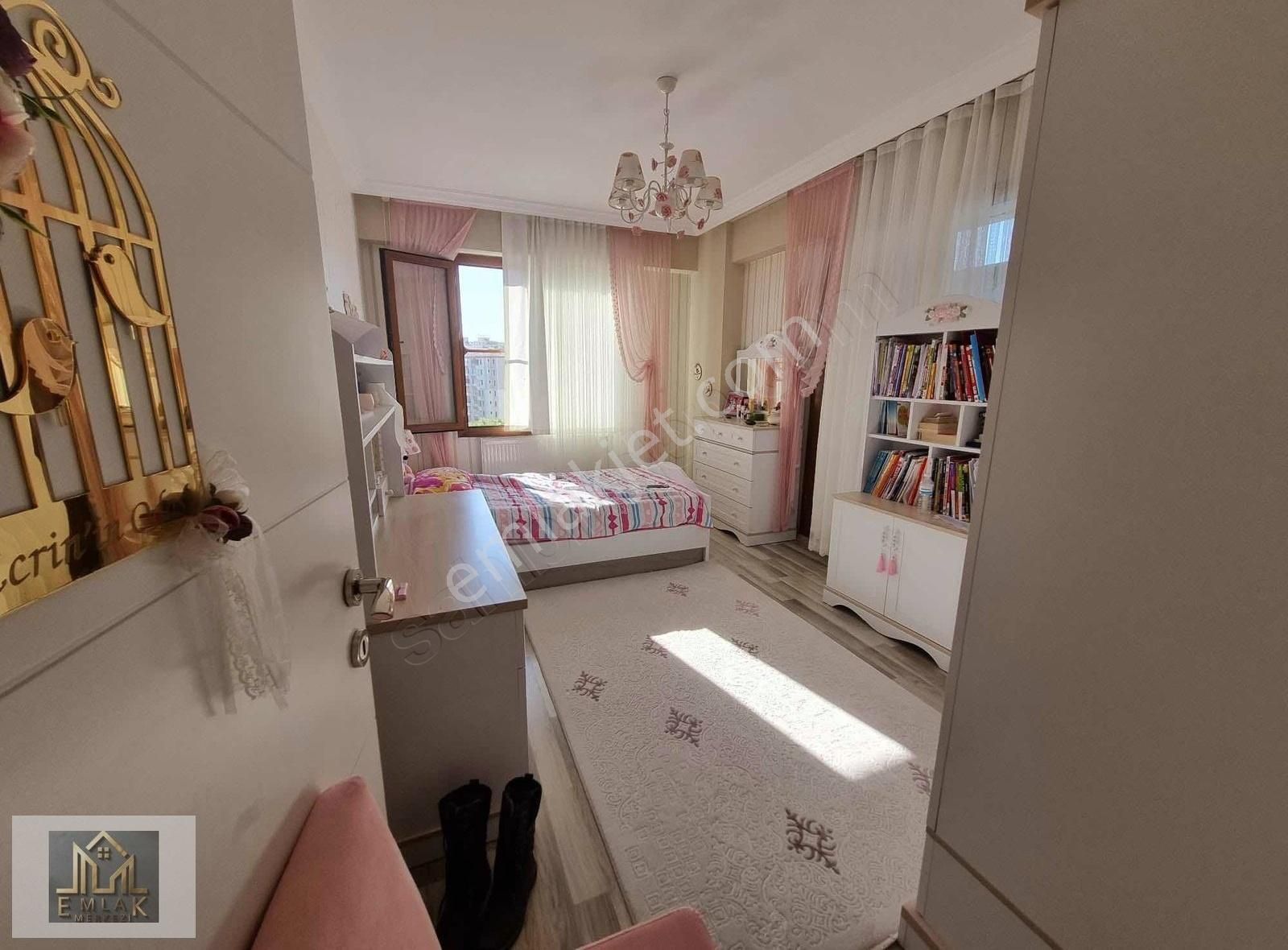 Otogar Karşısı 4+1 Satılık Lüx Daire