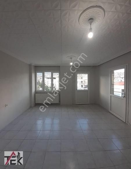 0smangazide Merkezî Konumda Ara Kat 3+1 140m2