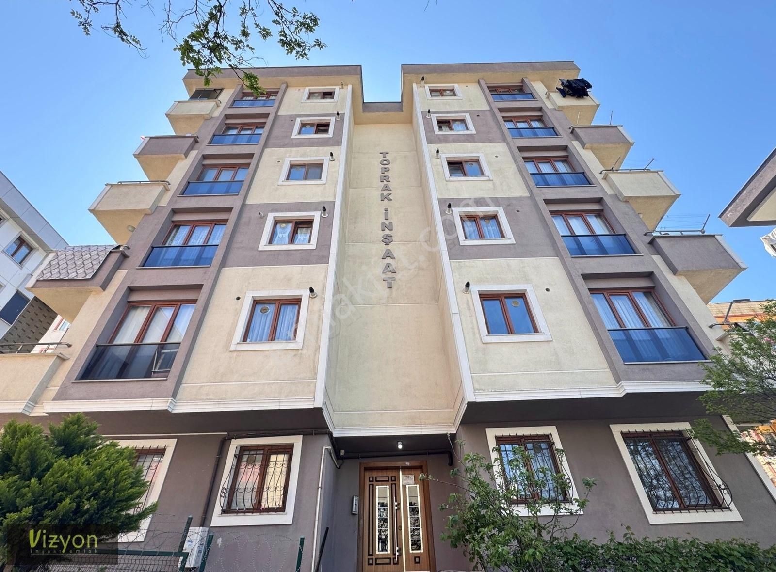 Satılık İskanlı Yüksek Kat Ferah 2+1 Daire