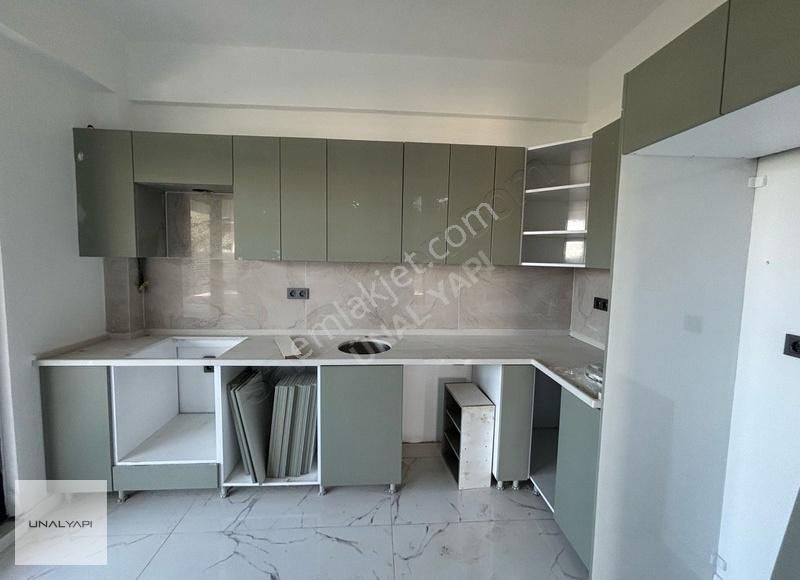 Müstakil Isıtmalı Havuz,bahçe Ve Otoparklı Oturuma Hazır Villa - Görsel 25