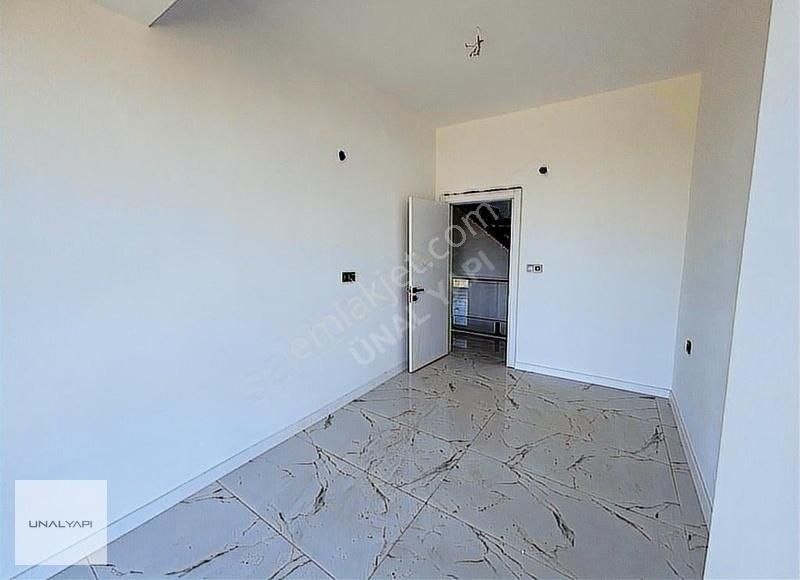 Müstakil Isıtmalı Havuz,bahçe Ve Otoparklı Oturuma Hazır Villa - Görsel 20