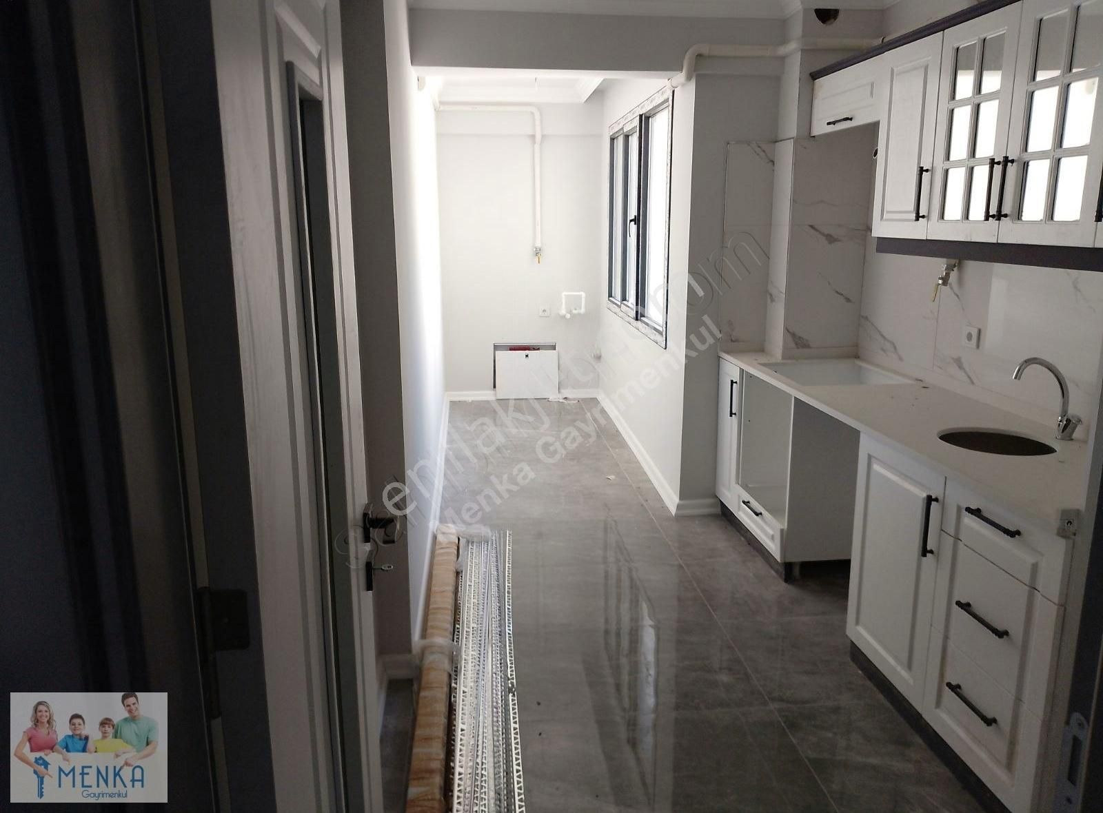 Saruhanlı Atatürk Mh 2+1 Sıfır Yerden Isıtmalı Daire