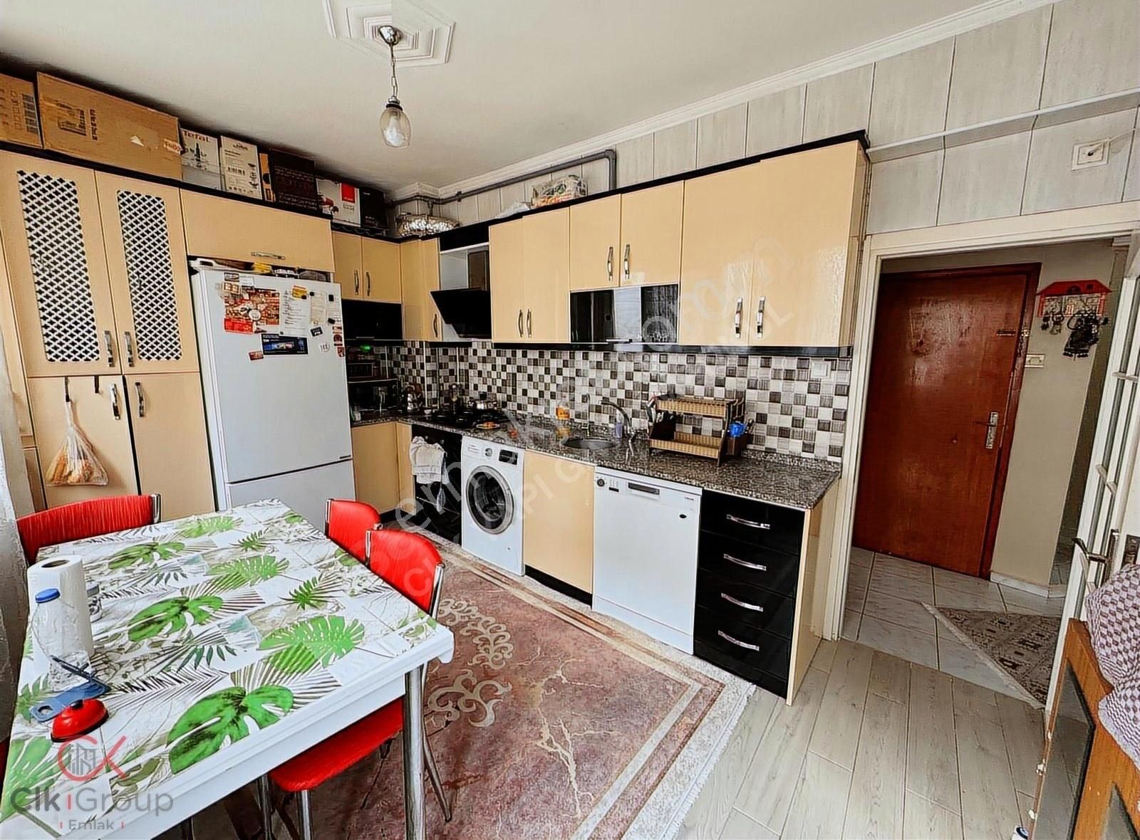 Clk Gm'den Yenidoğan Mahallesinde Arakat Asansörlü 3+1 Daire