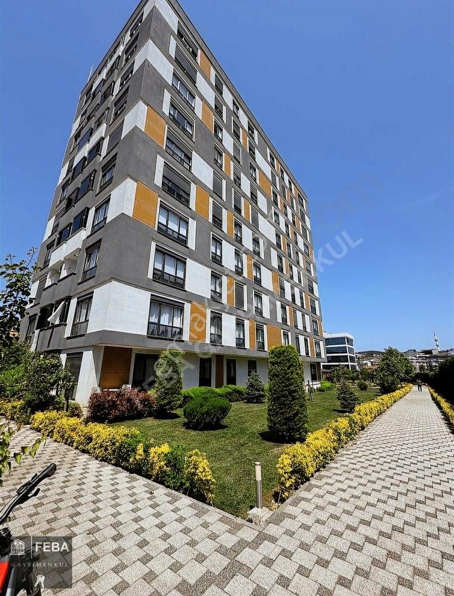Ümraniye Aşağı Dudullu Mahallesi Satılık 3+1 Arakat Daire