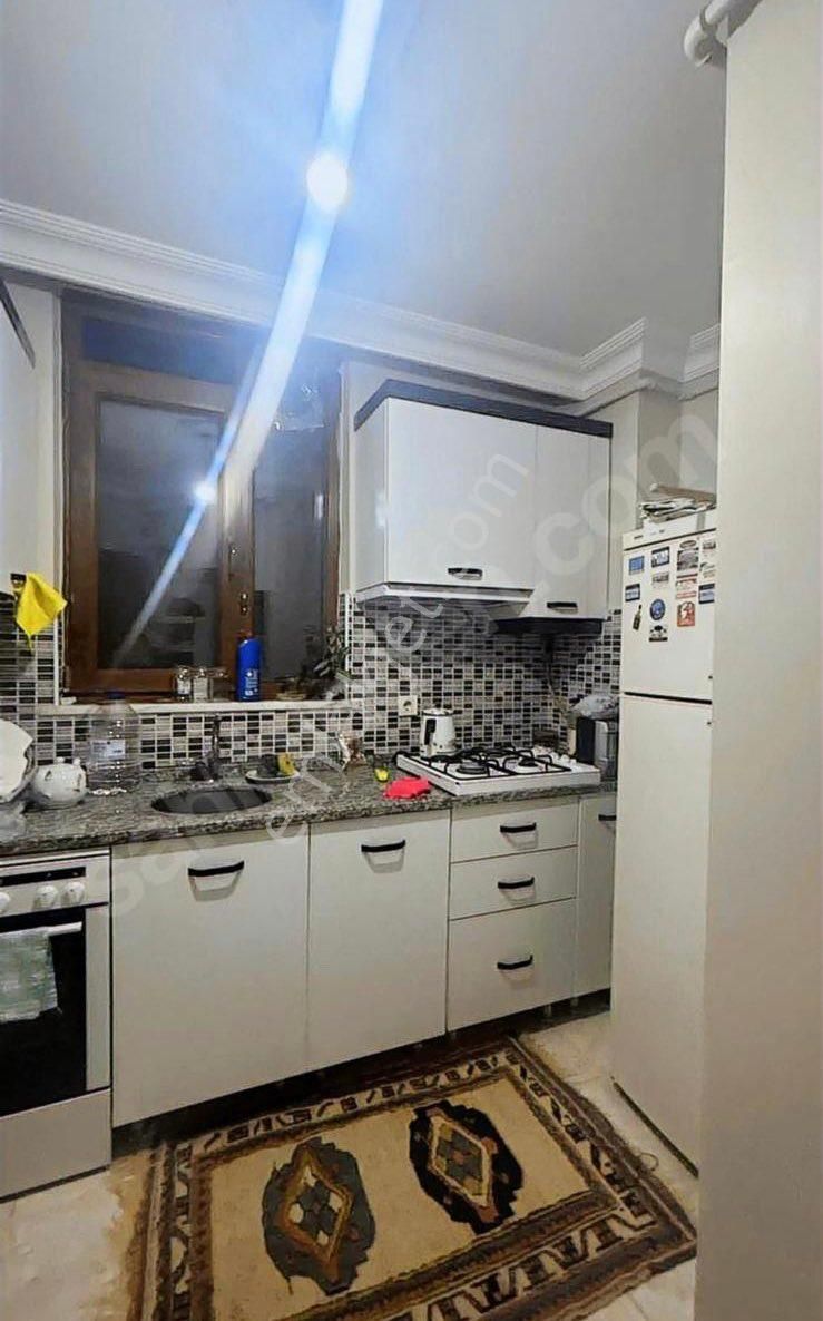 Bahçe Katı Kiracı Sorunu Olmayan 1+1 Kiralık Daire