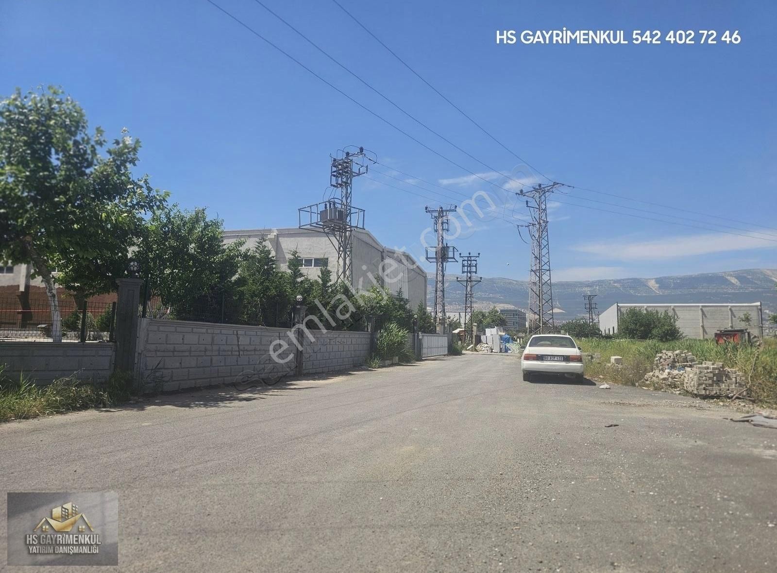 Hs'den Otogar Karşısı 2500m² Kapalı İskanlı İmalat Ruhsatlı Arsa