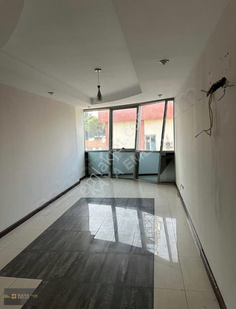 Kaya Emlaktan Manavgat Merkezde 1+1 Daire Satılık
