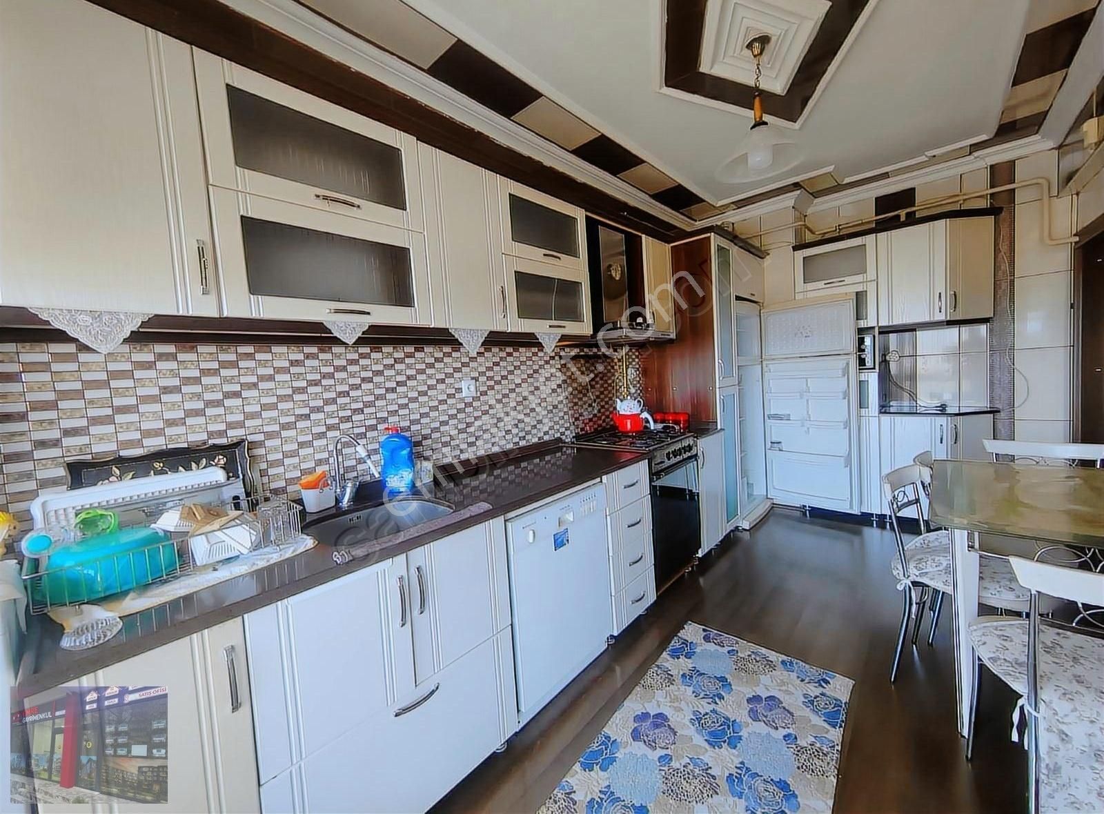Öğretmen Evi Karşısında Önü Açık Ferah Daire