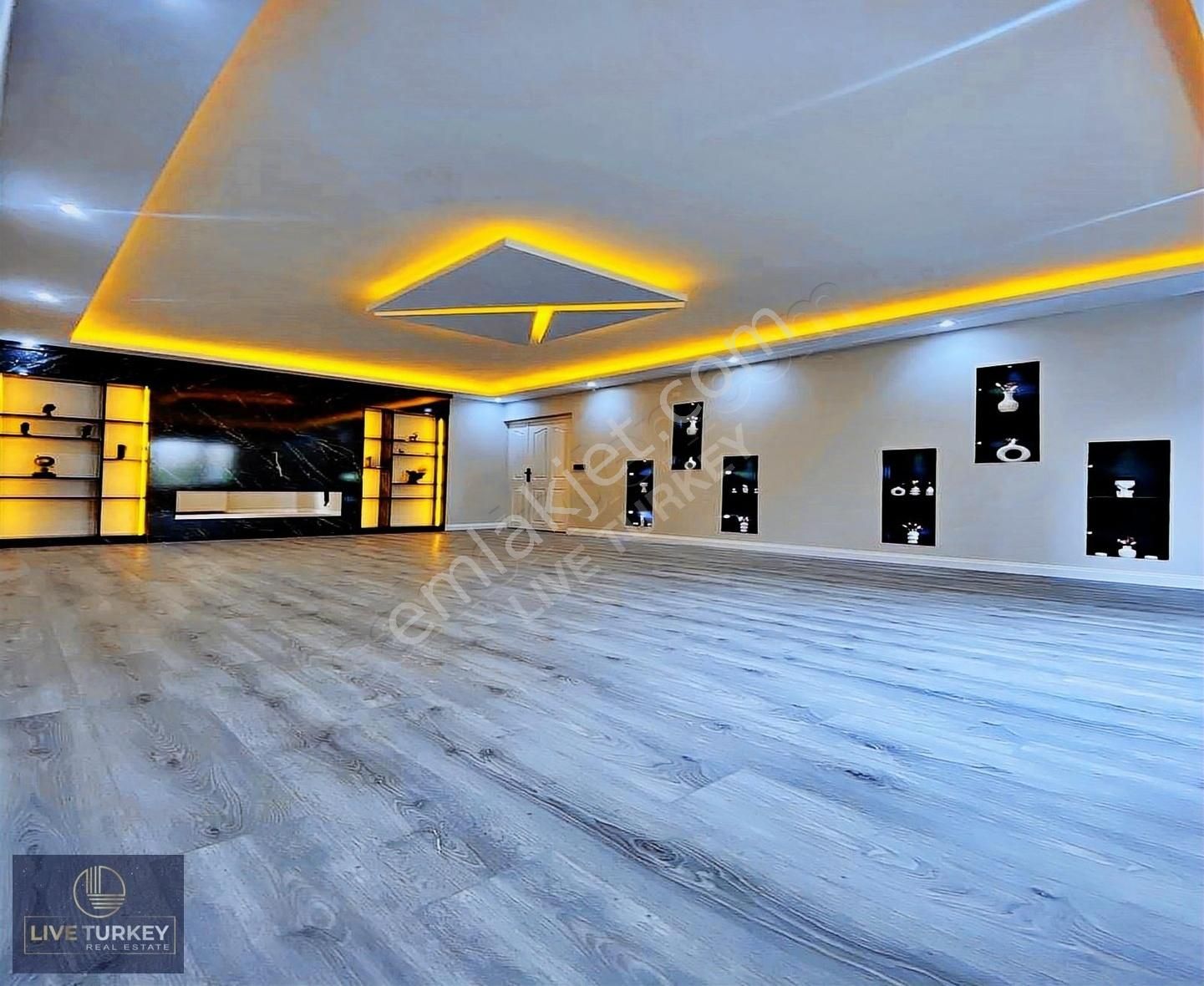 Beylikdüzü Marina'ya Komşu Full Dekorlu 3+1 Daire