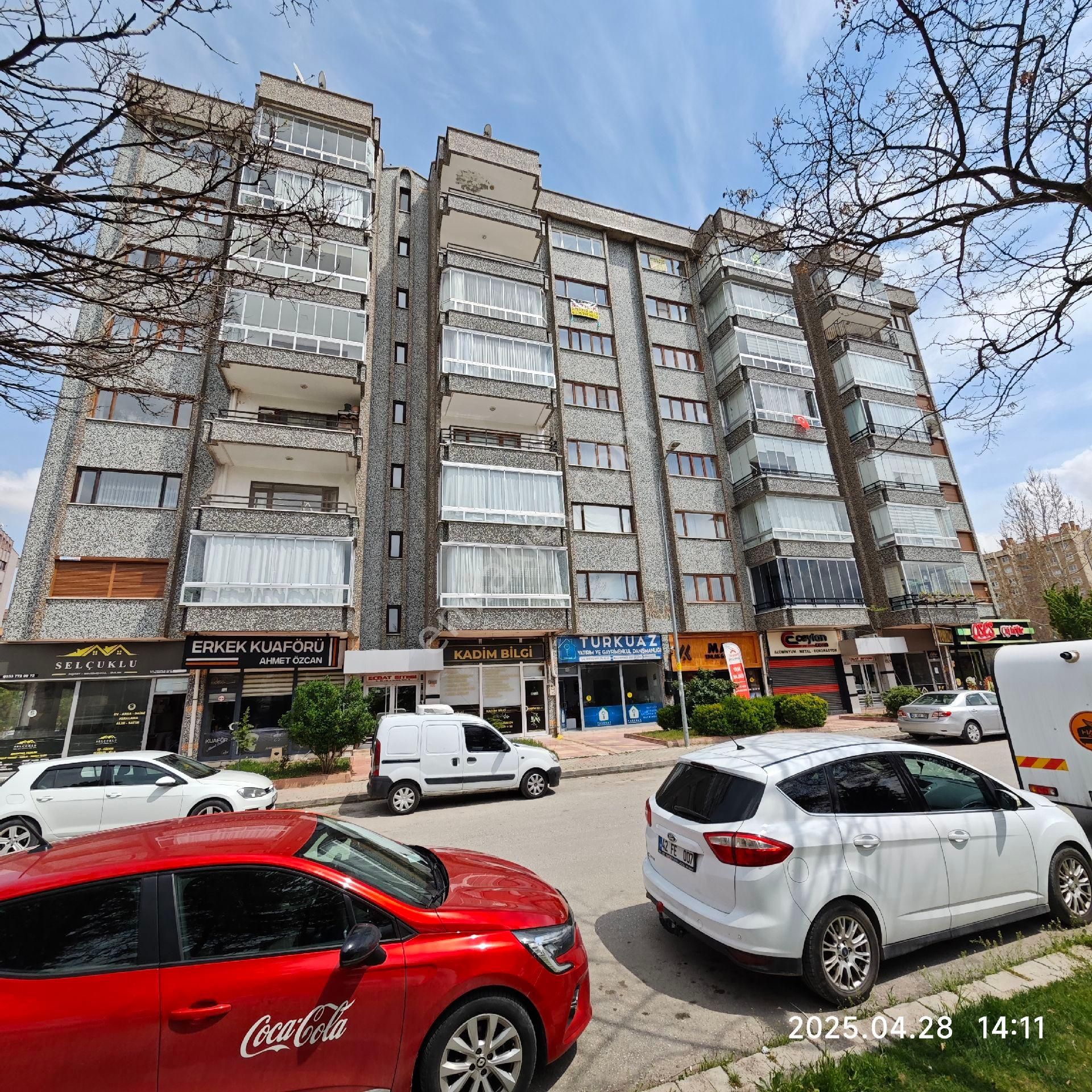 Yazır Mahallesi'nde Satılık Daire