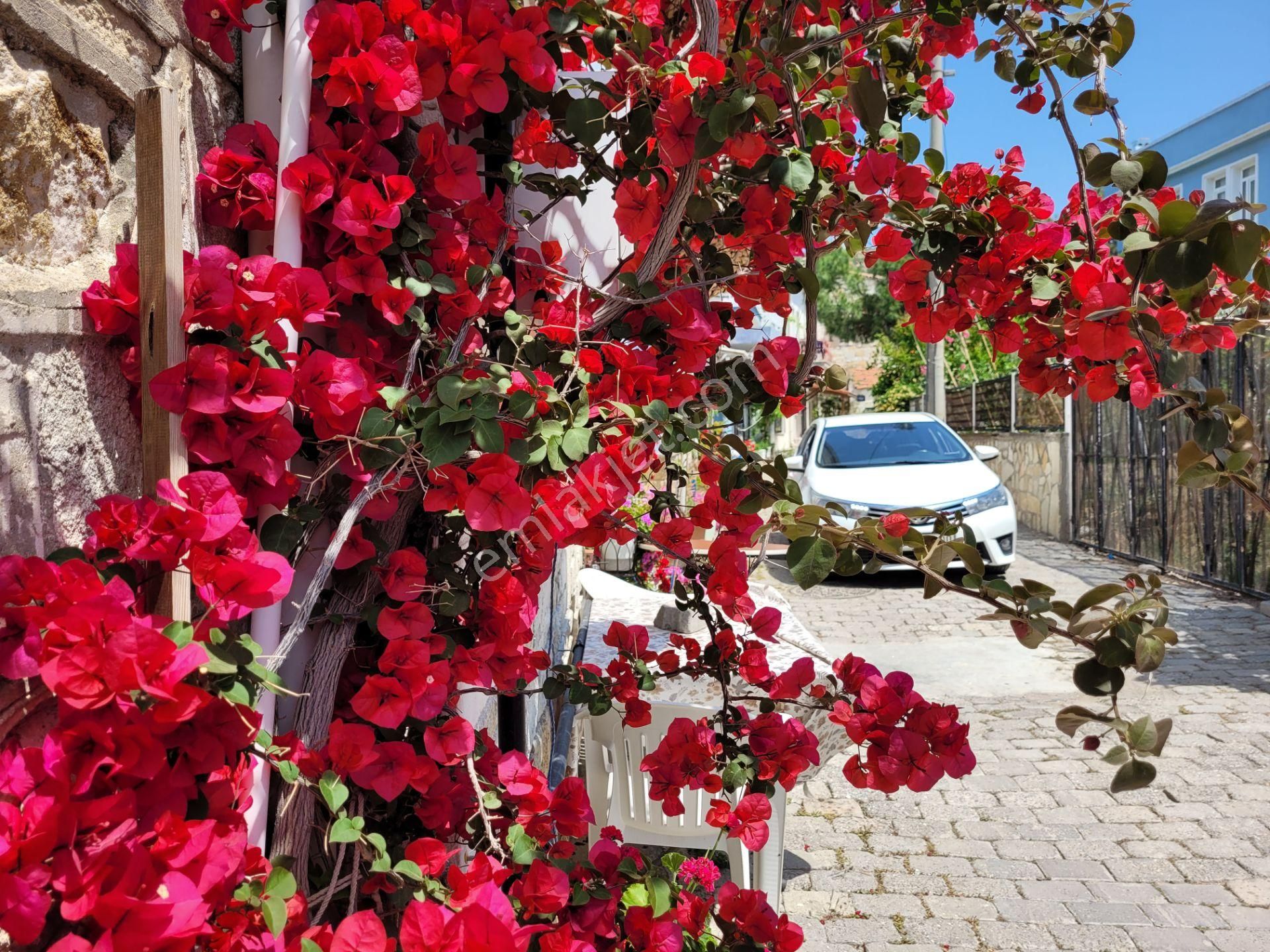 Yenifoça Merkezde Satılık Villa - Görsel 33