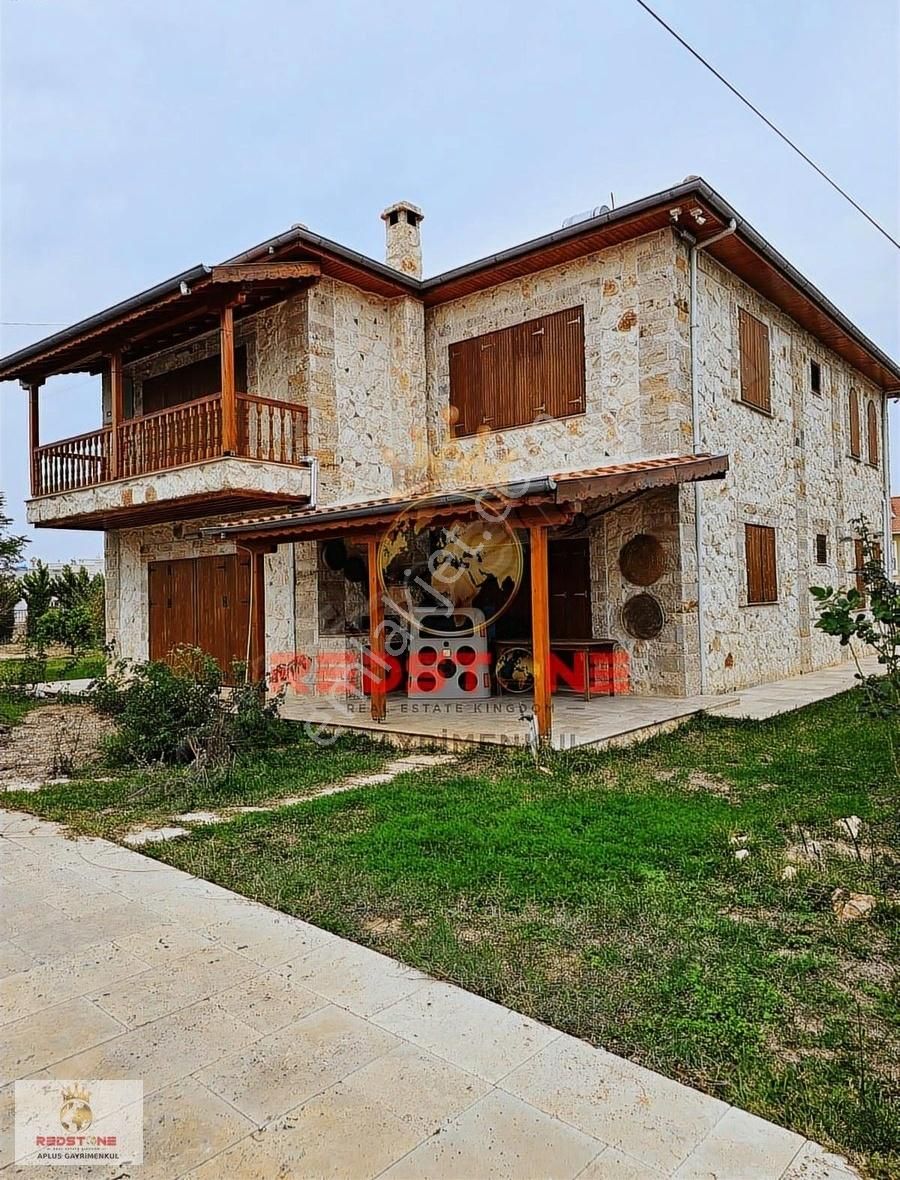 A Plustan Silifkede Özel Yapı Taş Villa