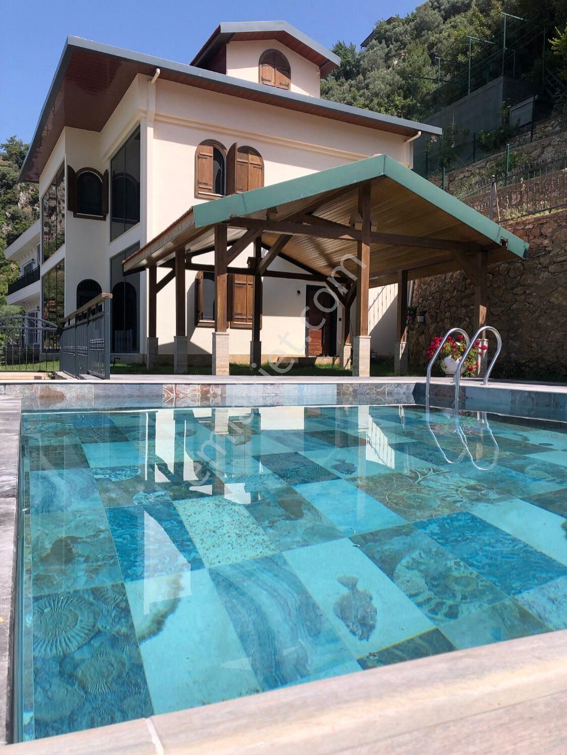 Citizenship + Infinity Pool + Alanya Harbor Landscape View