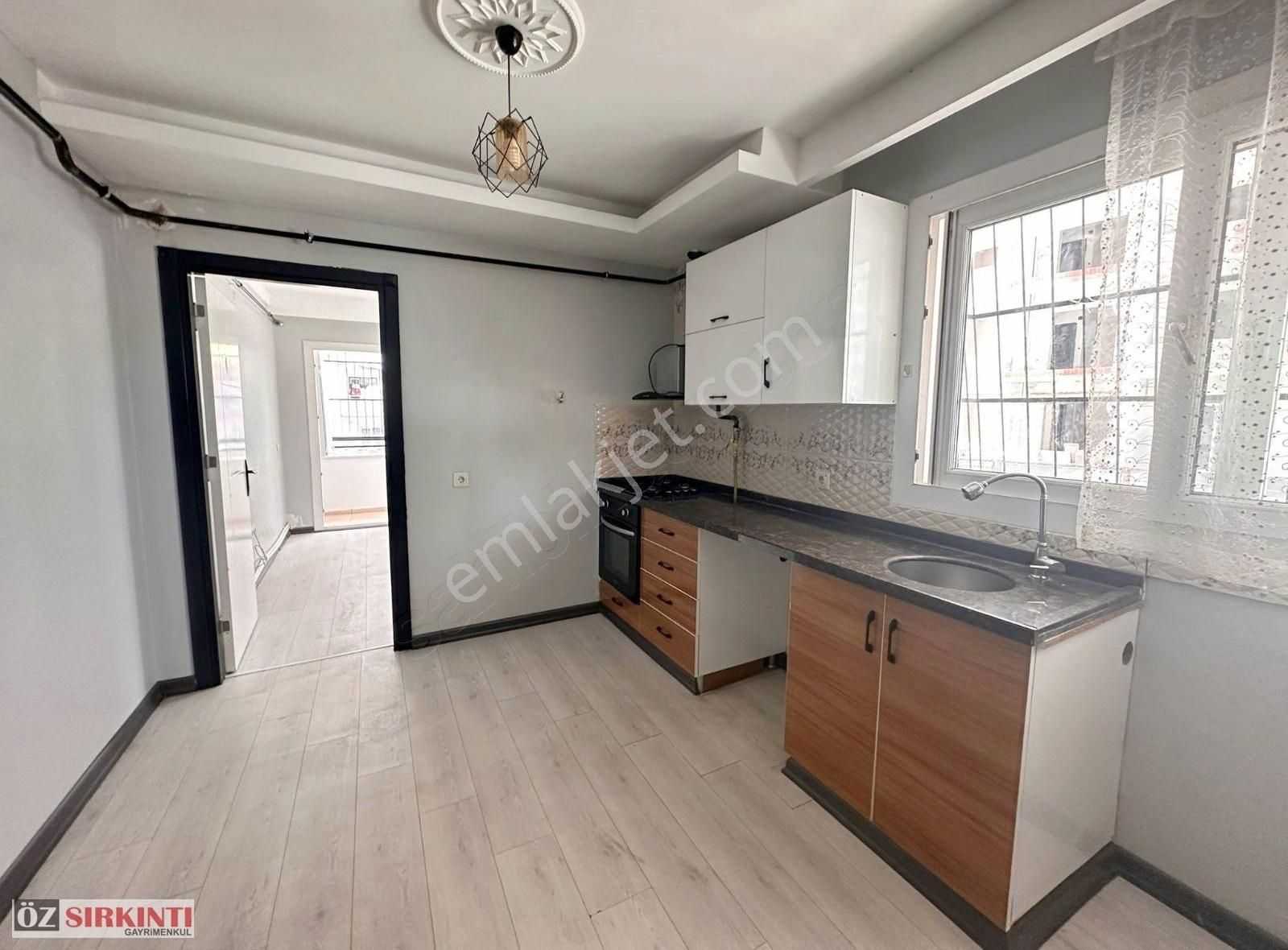 Özsırkıntı Gayrimenkulden Pinarda 6 Yasinda 1+1 Hasarsiz Gb Cphe
