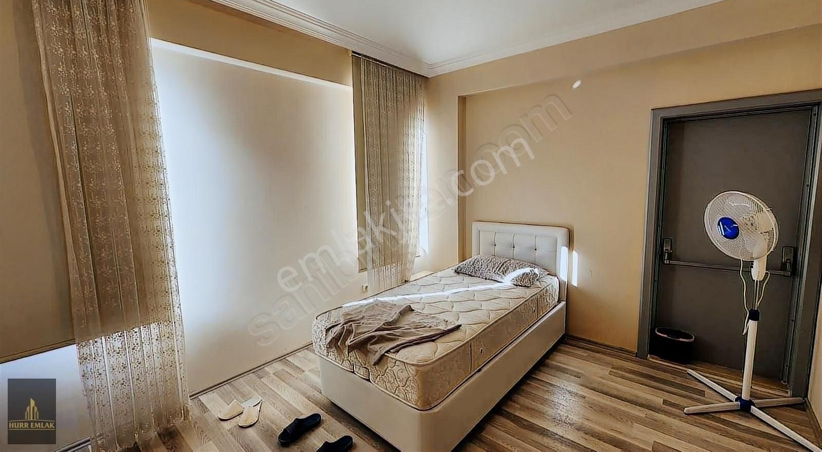 Yomra Site Içerisinde Eşyalı Satılık Dublex Daire - Görsel 16