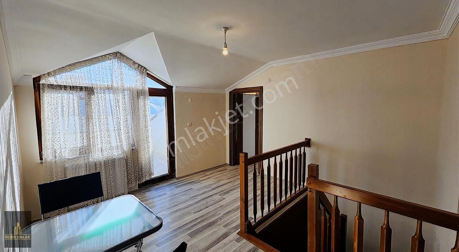 Yomra Site Içerisinde Eşyalı Satılık Dublex Daire - Görsel 8