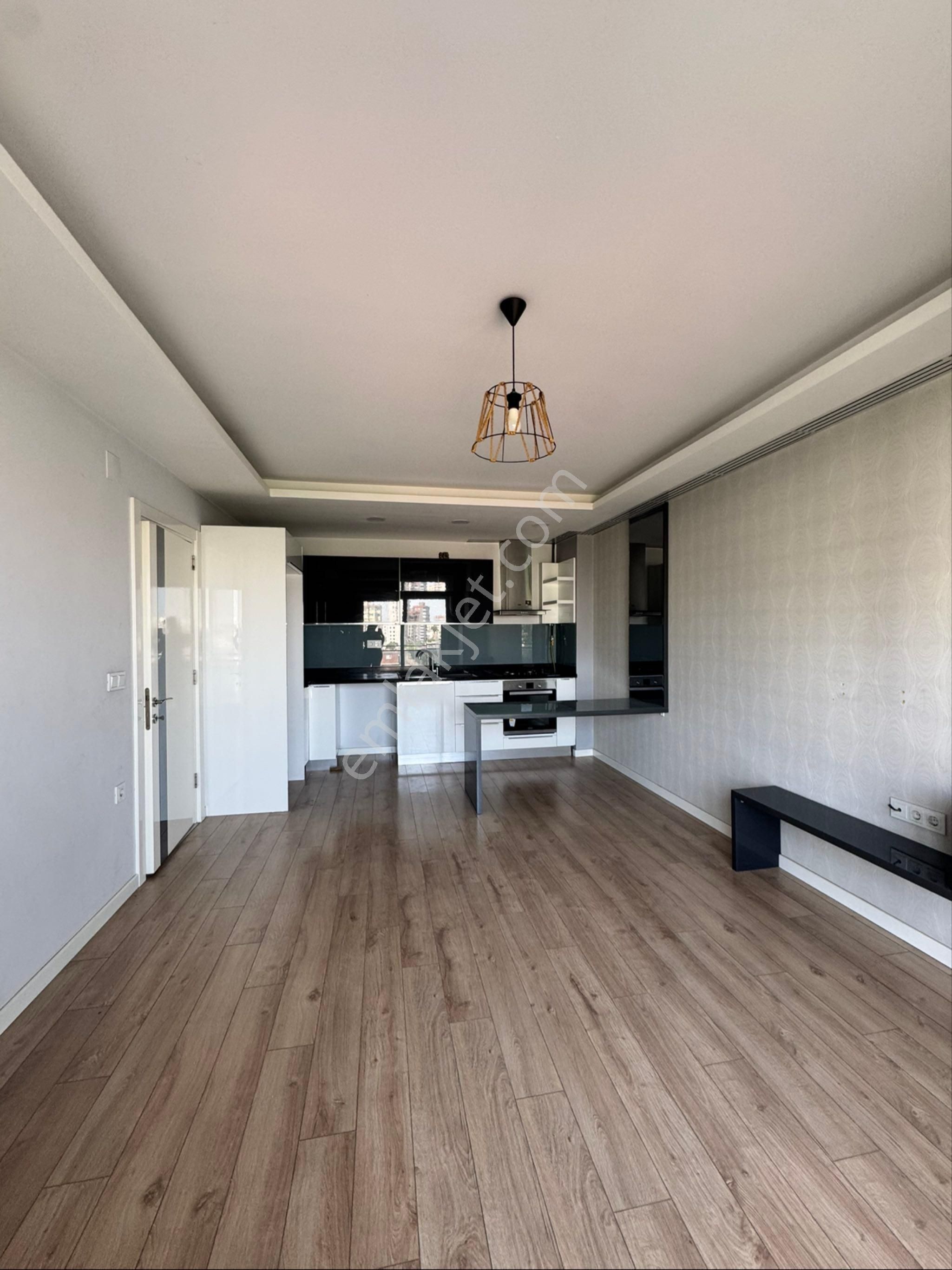 Mithatpaşa Kanal Üstü 2+1 Açık Mutfak Kiralık Daire