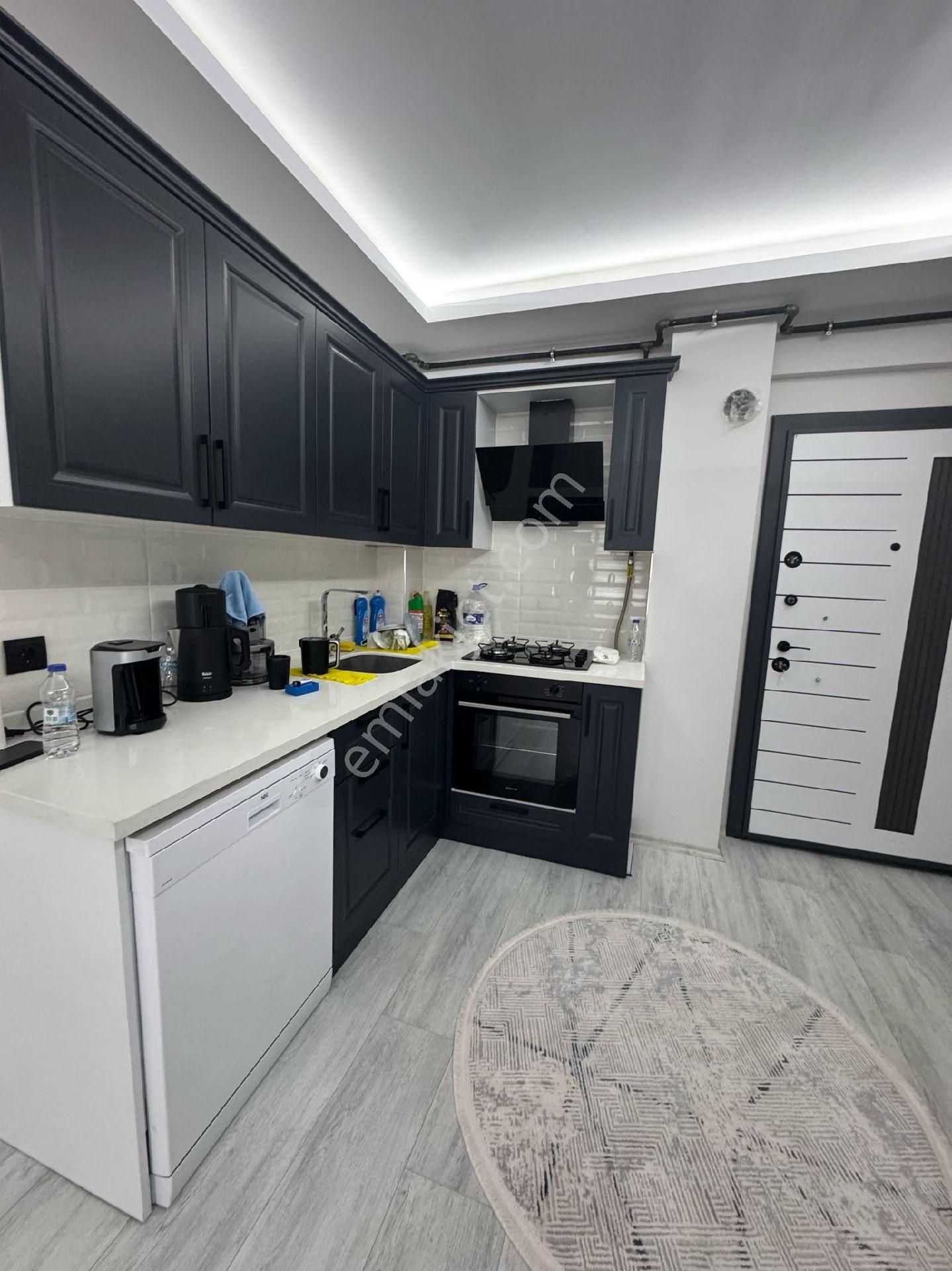 Furkan Emlak'tan Atakum Körfez Mah.1+1 2.kat 50m2 Full Eşyalı Sıfır Daire