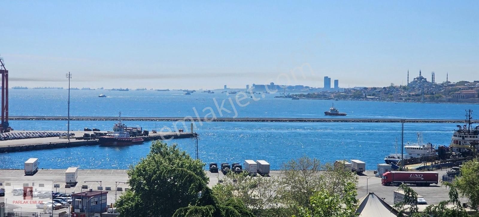 * İstanbulun İncisi Üsküdar Selimiye' De Boğaz Manzaralı Dublex
