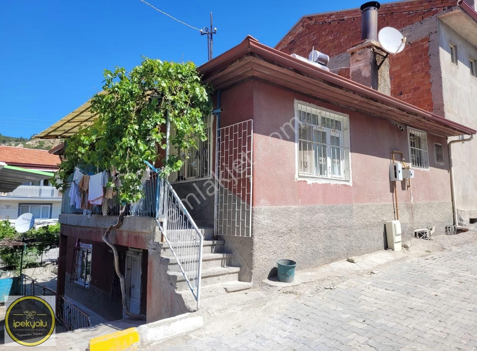İpekyolu Gayrimenkul Den Bulgurdede 2 Katlı Satılık Müstakil Ev
