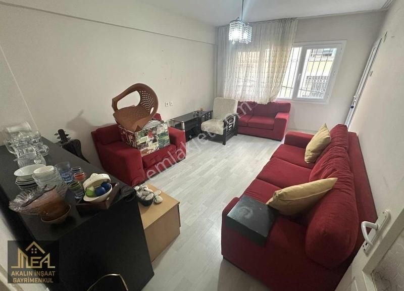 Akalın'dan 2+1 Ara Kat İnönü Cad Alt Sokağın Da
