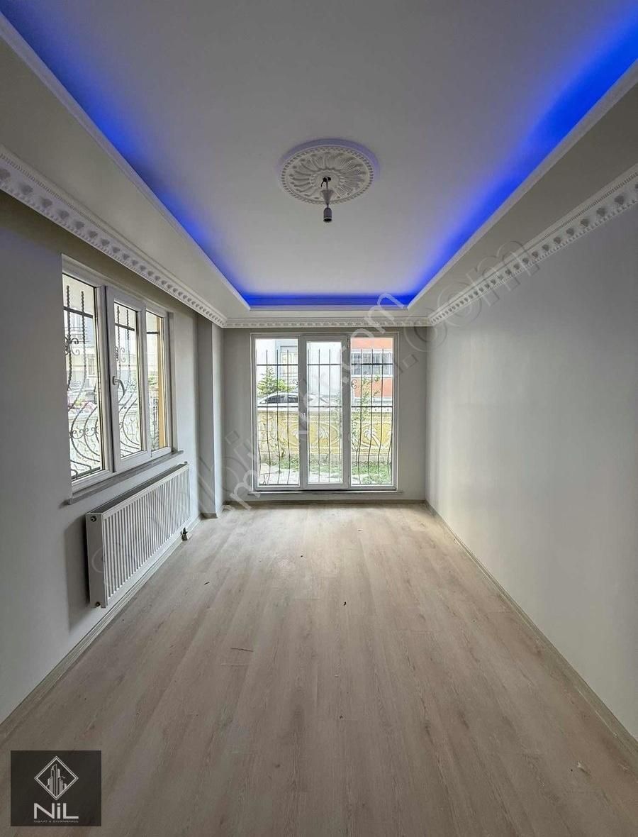 Bahçelievlerde İskanlı 1+1 Ön Cephe Giriş Kat Daire