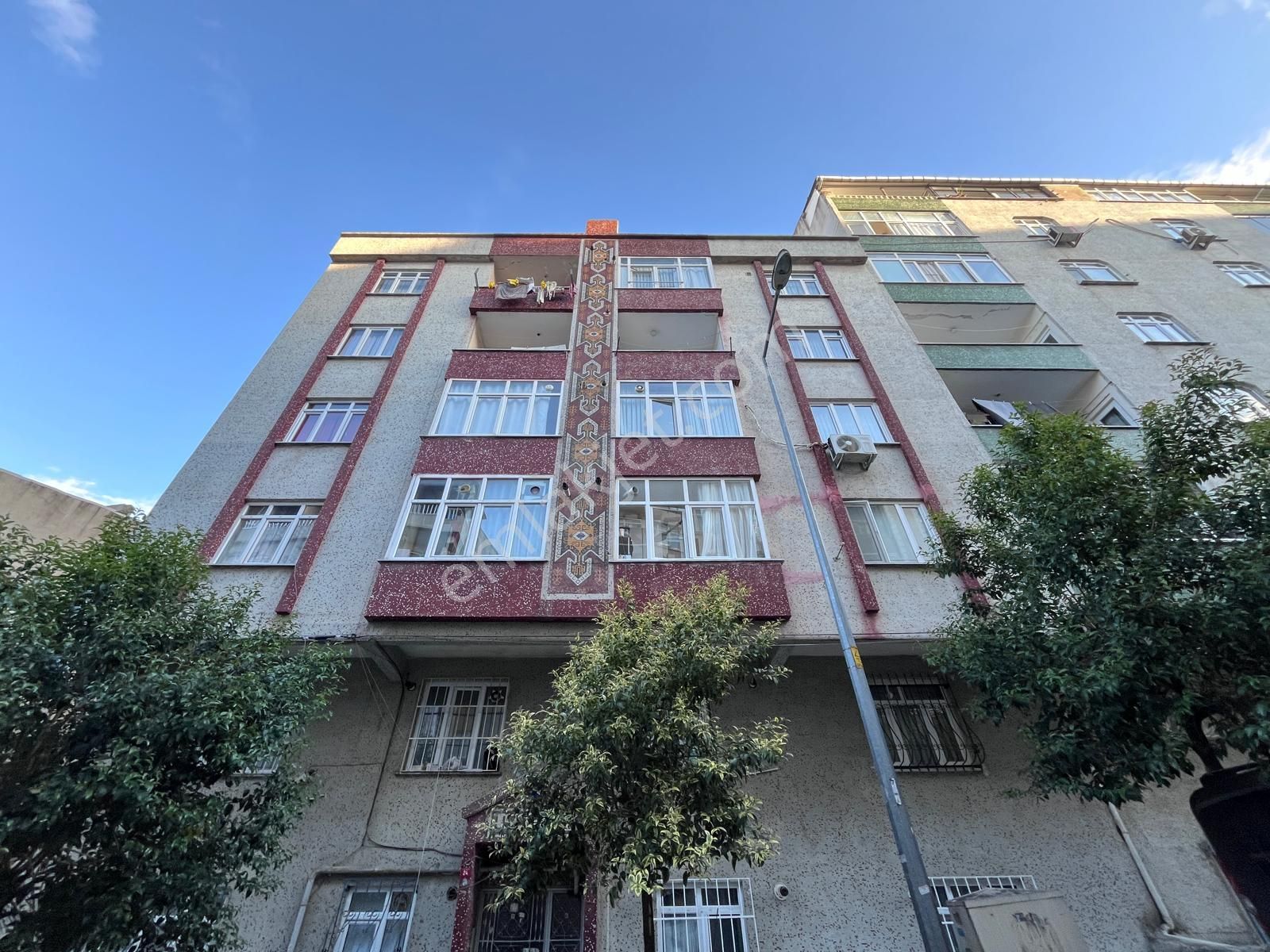 Güngören Gençosman Mah Kiralık 2+1 Teras Daire