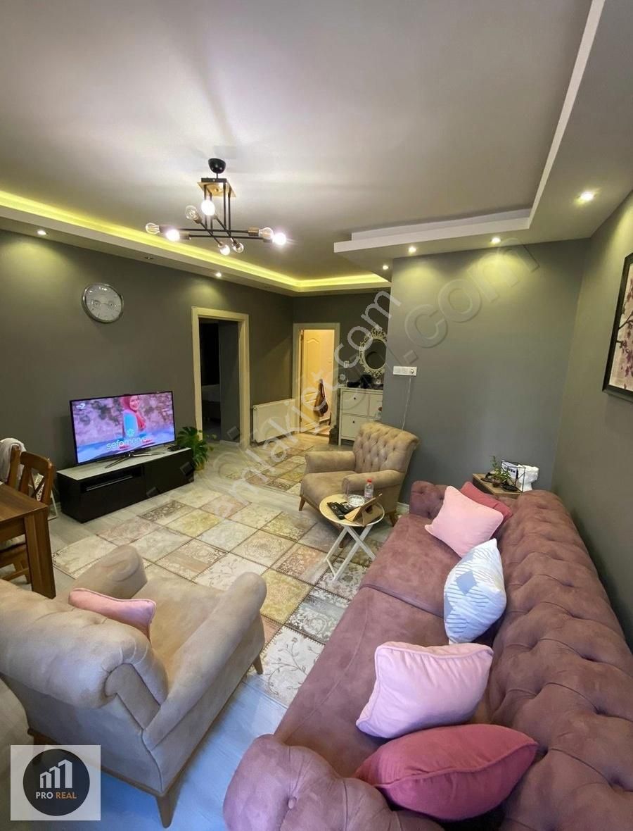 Çapa Şehremini Merkezde Eşyalı Kiralık 2+1 Daire