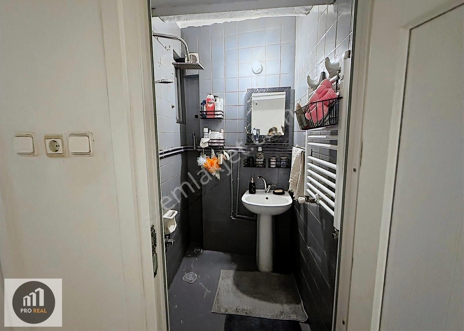 Çapa Merkezde Tramvaya 2dk Satılık 2+1 Daire - Görsel 34