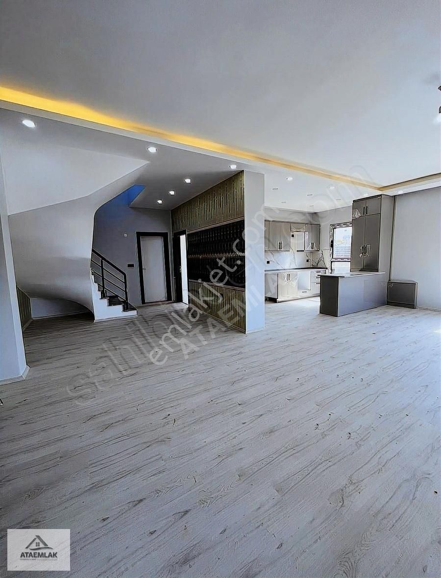 Ata Gayrimenkul'den Sahile Yakın 4+1 Ultra Lüks Tasarımlı Villa - Görsel 23