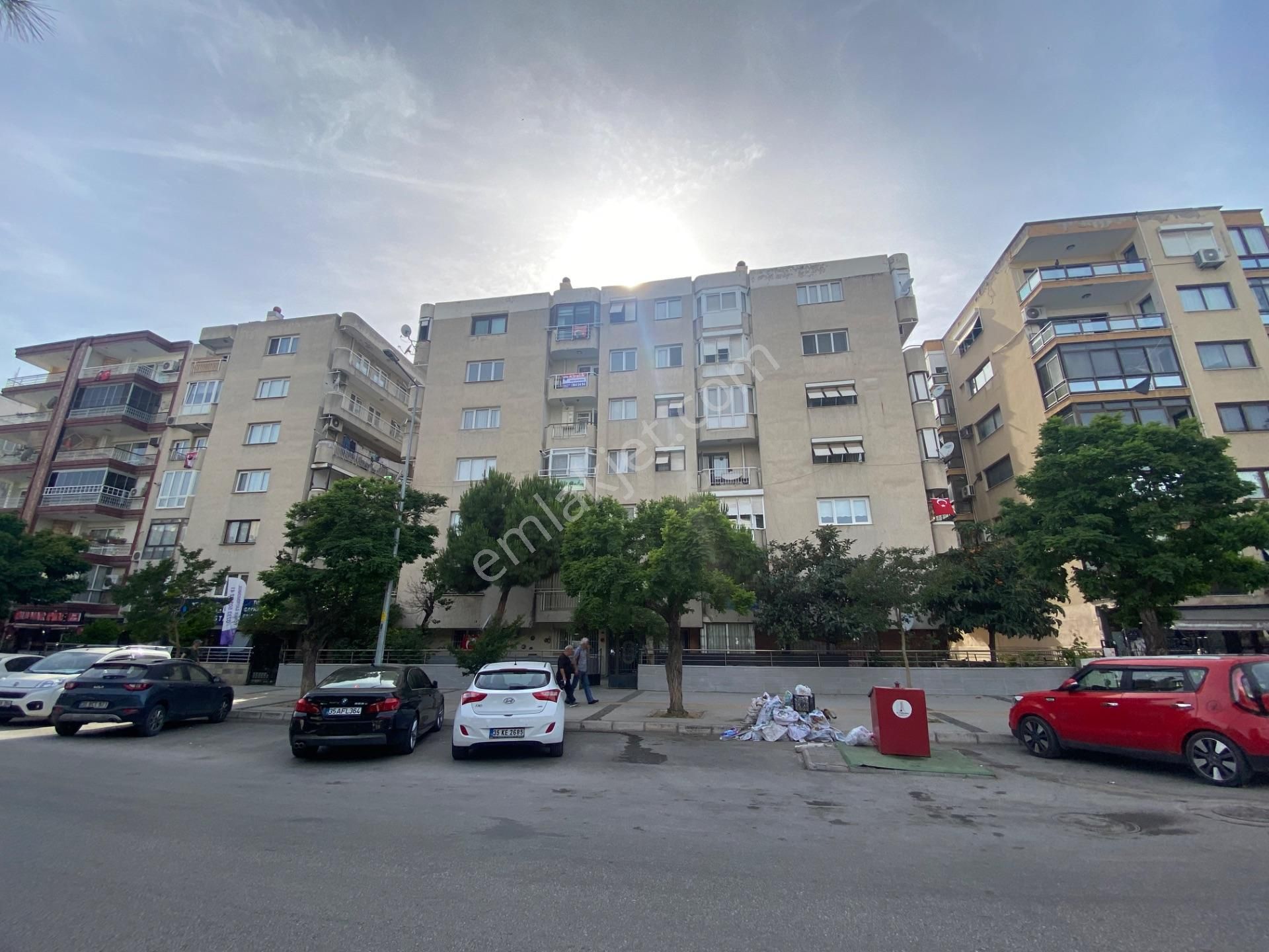Bahrıye Üçok'da Kıralık 3+1 Daıre