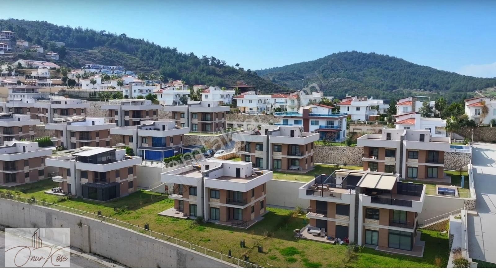 Alanya Kargıcak'ta Daire Fiyatına Site İçi Özel Bahçeli Villa
