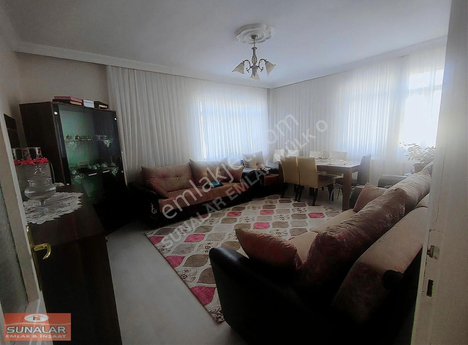 Fevzi Çakmak Mahallesinde Ful Yapılı Satılık Daire