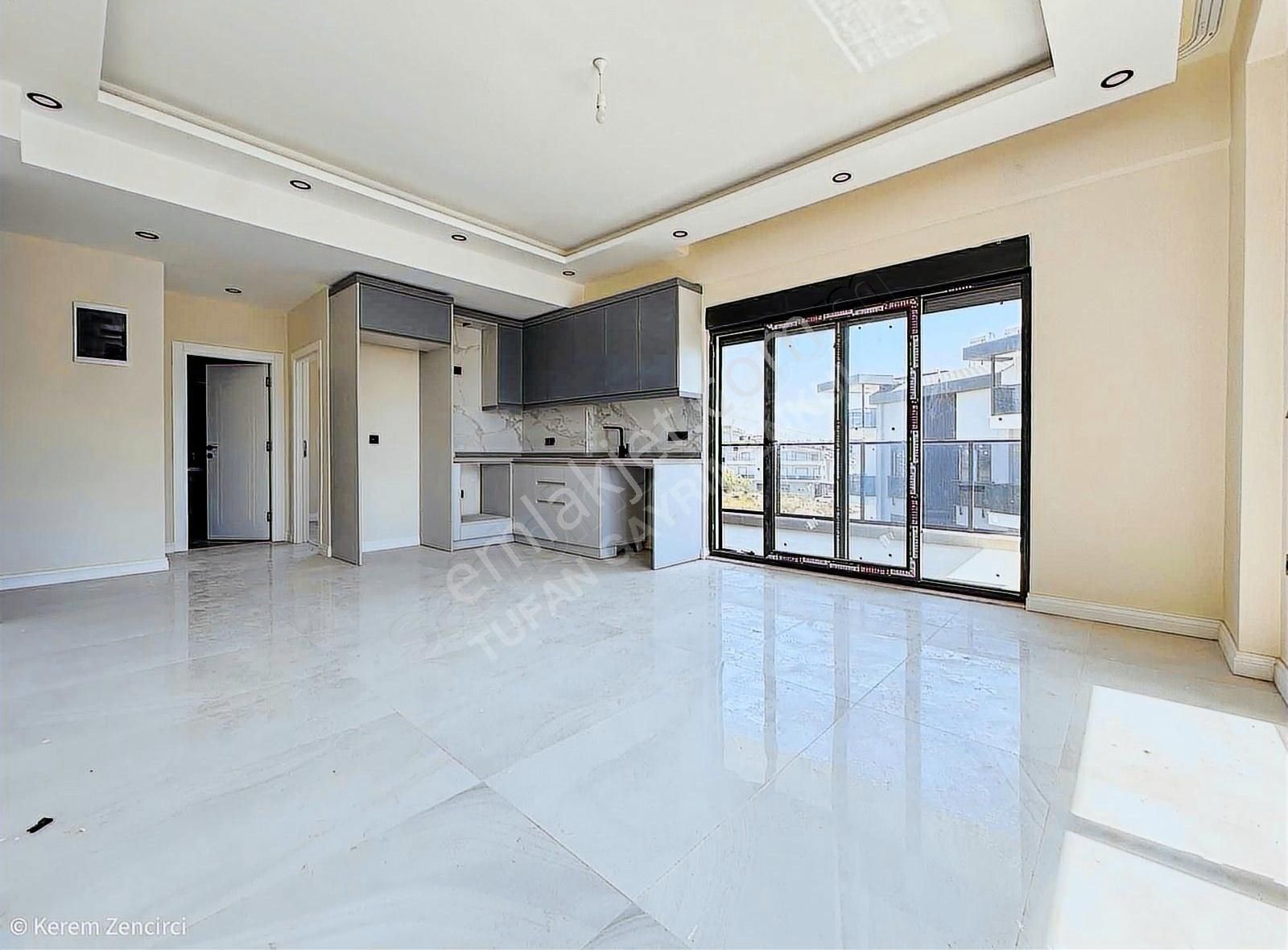 Ilıcada Satılık Lüks 3+1 Dubleks Daire /havuzlu/asansörlü