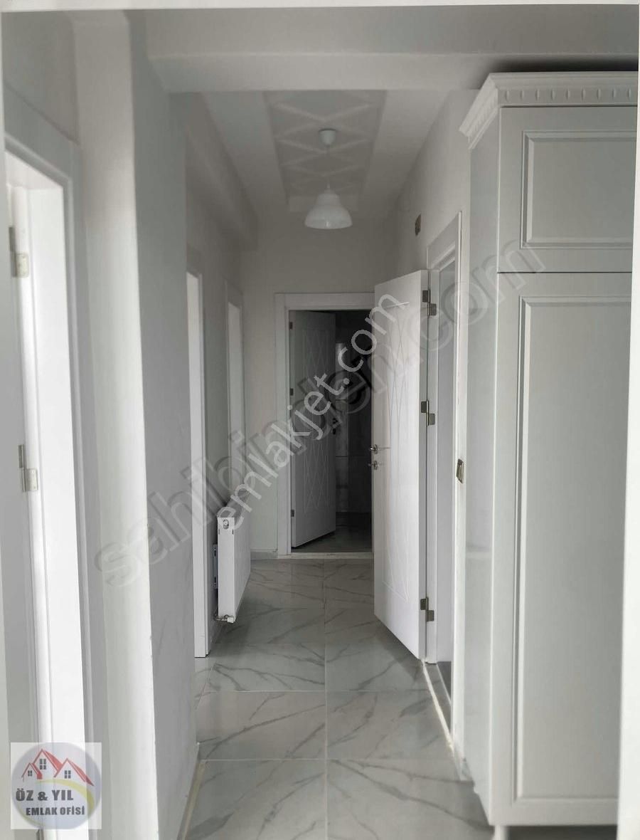 Yunusemre Mahallesinde Satılık 2+1 Daire