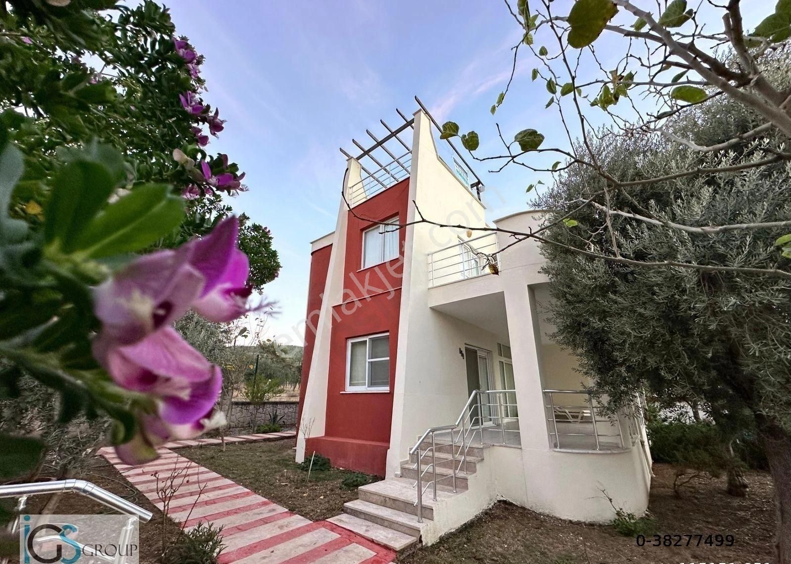 Didimin İncisi Akbükte Site İçerisinde Satılık 2+1 Villa