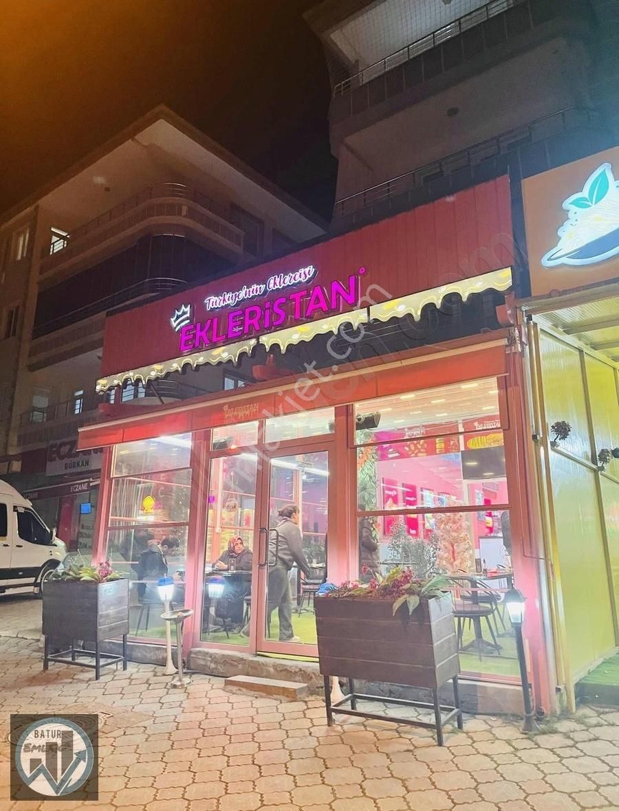 Fahri Kayahan Da Mükemmel Konumda Satılık İş Yeri