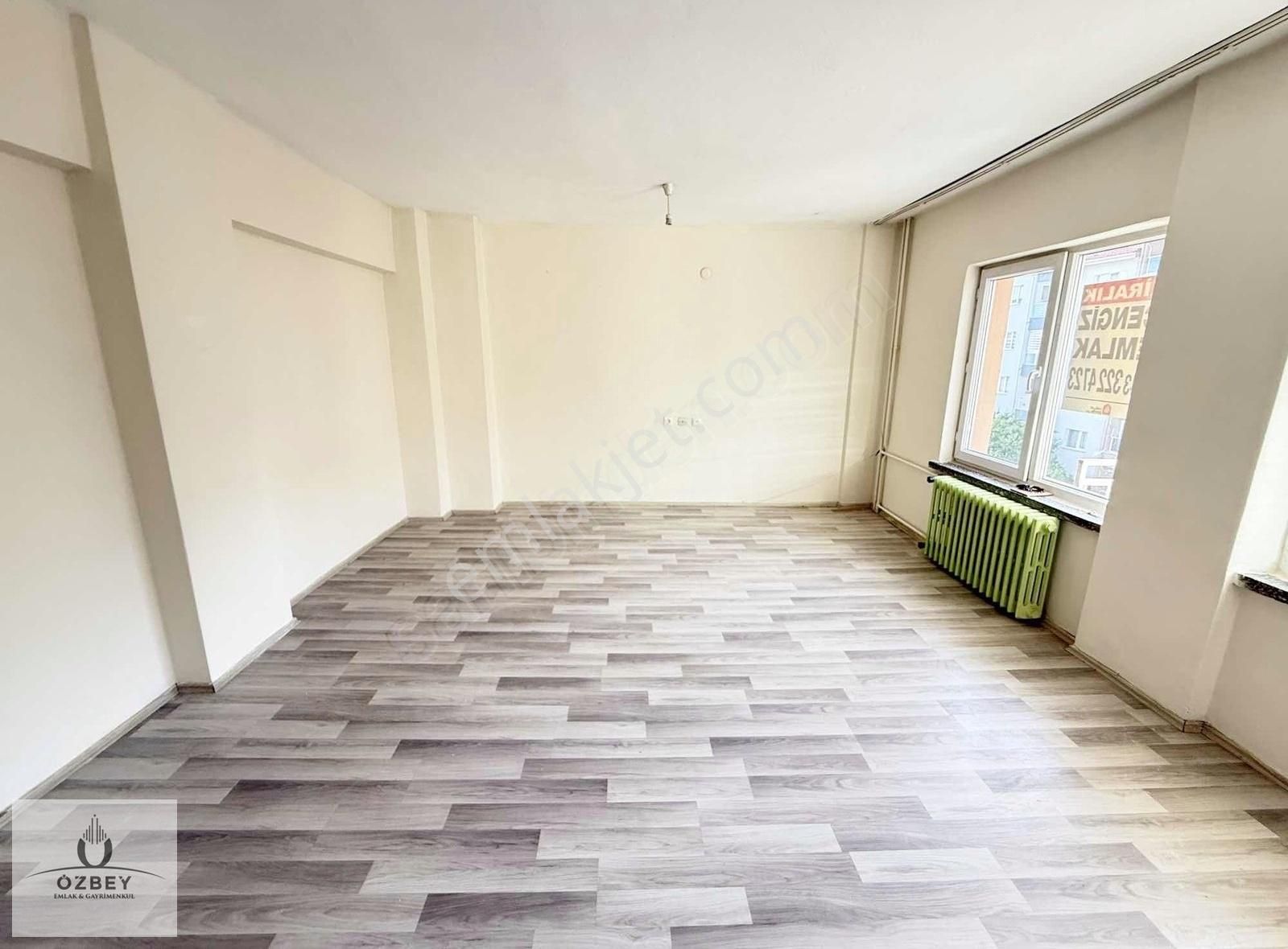 Özbey Emlaktan Alanönü Mh Sağlık Ocağı Karşısı Ara Kat Kiralık