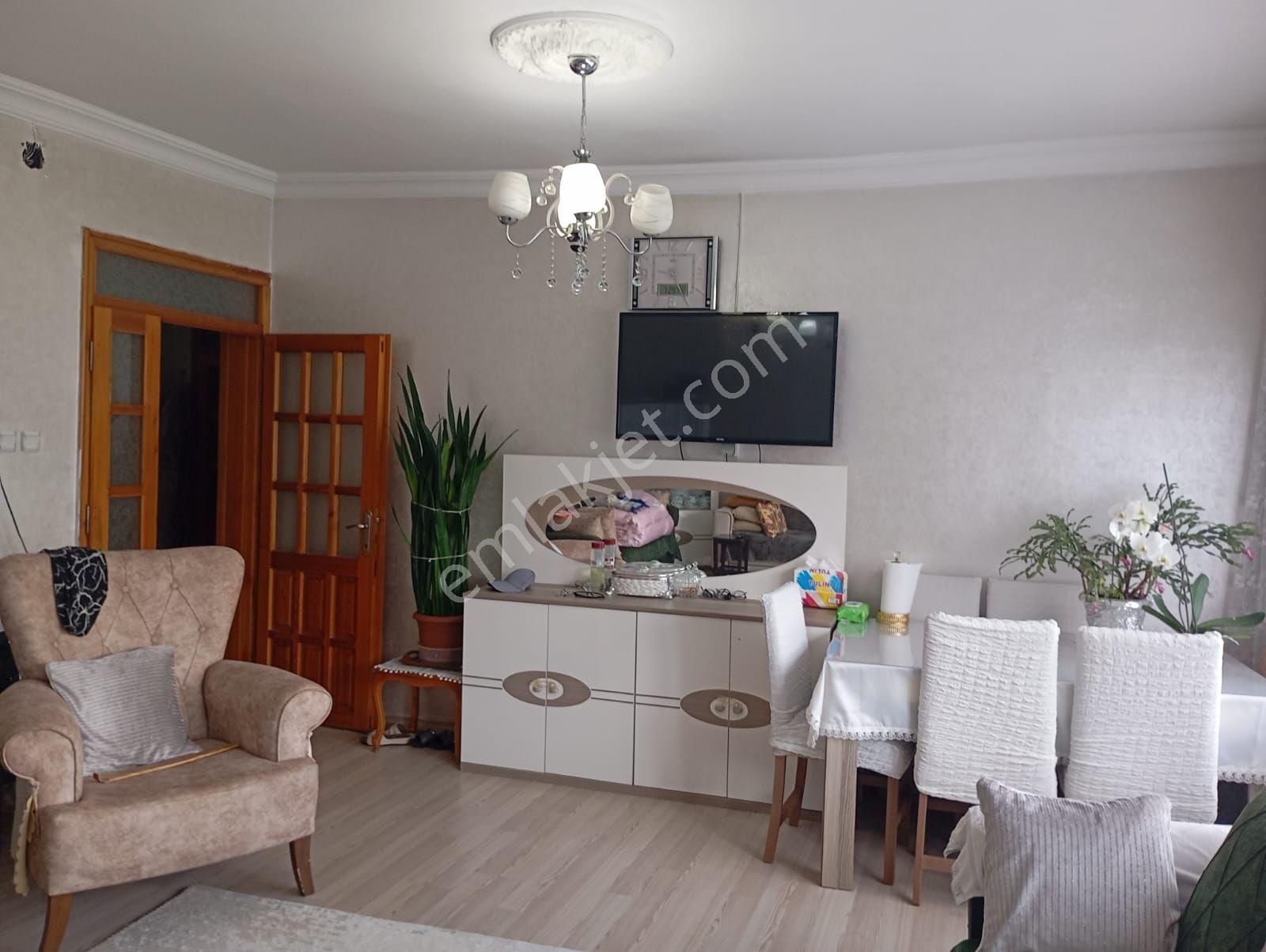 60.yıl Da Merkezi Konumda Satılık 2+1 2.kat Daire
