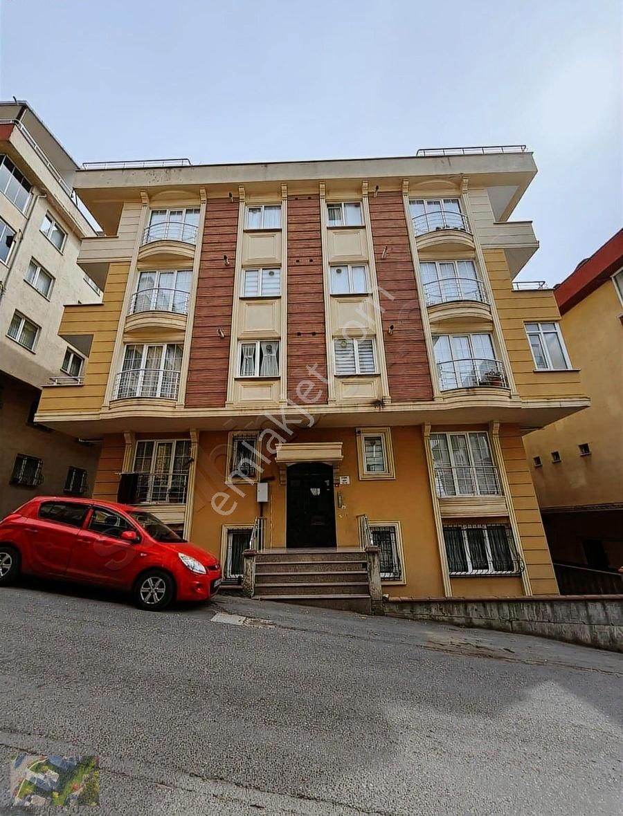 Birken'den Çınar Caddesine 1. Bina 2+1 Daire (aciliyeti Var)