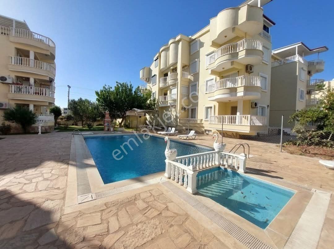 Didim Çamlık Mahallesinde Havuzlu Sitede Satılık 2+1 Daire