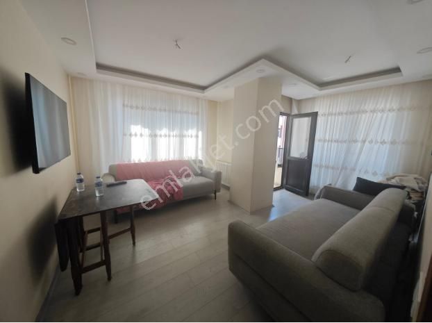 Zeytinburnu Nuripaşa Merv Caddesinde 1,5+1 65m² 2yıllık Satılık Daire Osmanlı Emlak