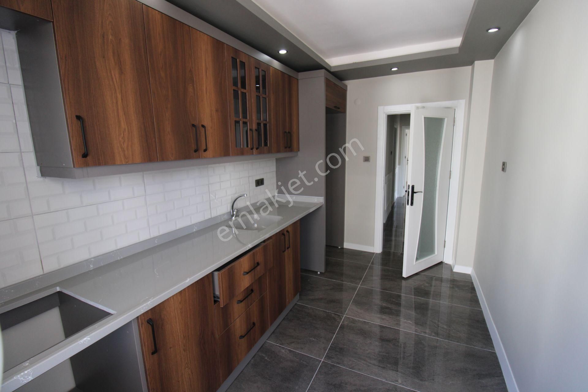 Viranşehir Mah De 3+1 Satılık Geniş Daire