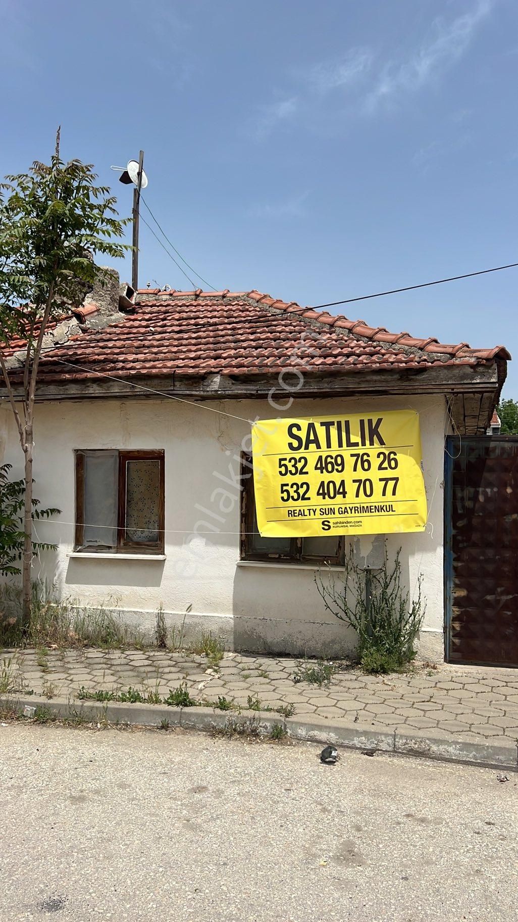 Fevziçakmak Mahallesi Satılık 600m2 Arsa