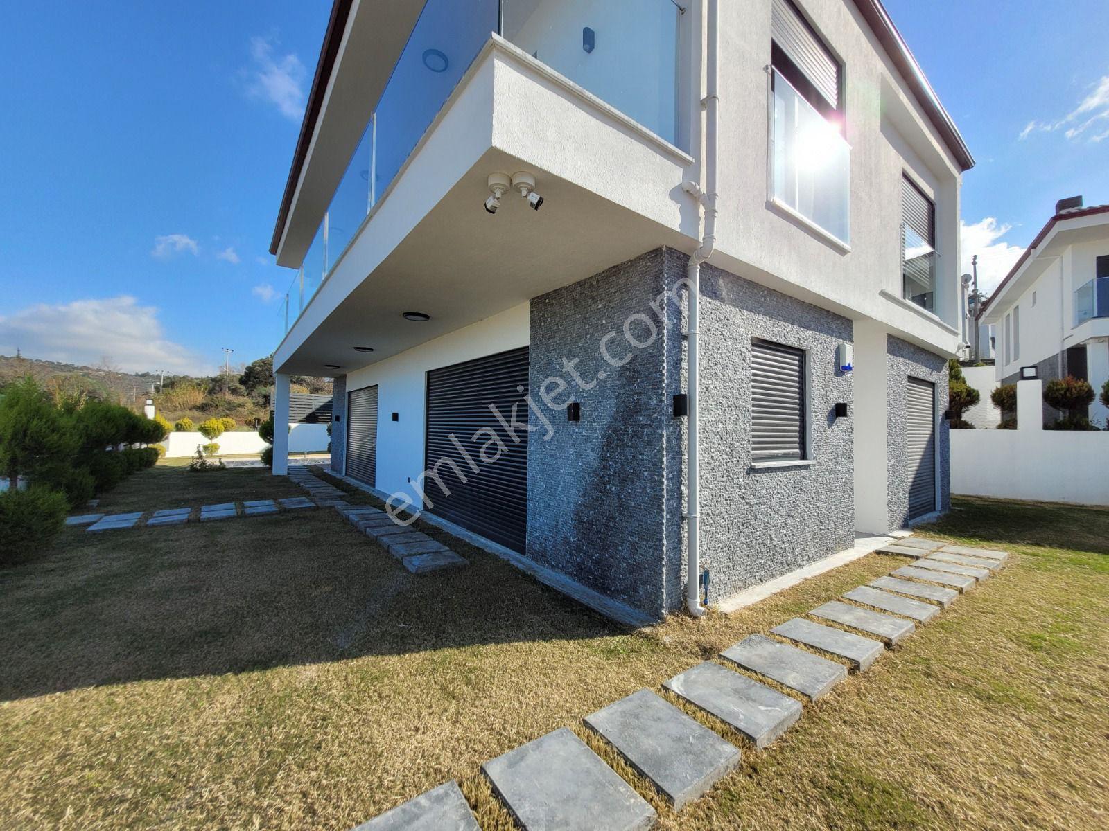 Davutlar'da 500m2 Arsa İçinde Müstakil Özel Havuzlu 5+1 Satılık Lüks Villa - Görsel 27