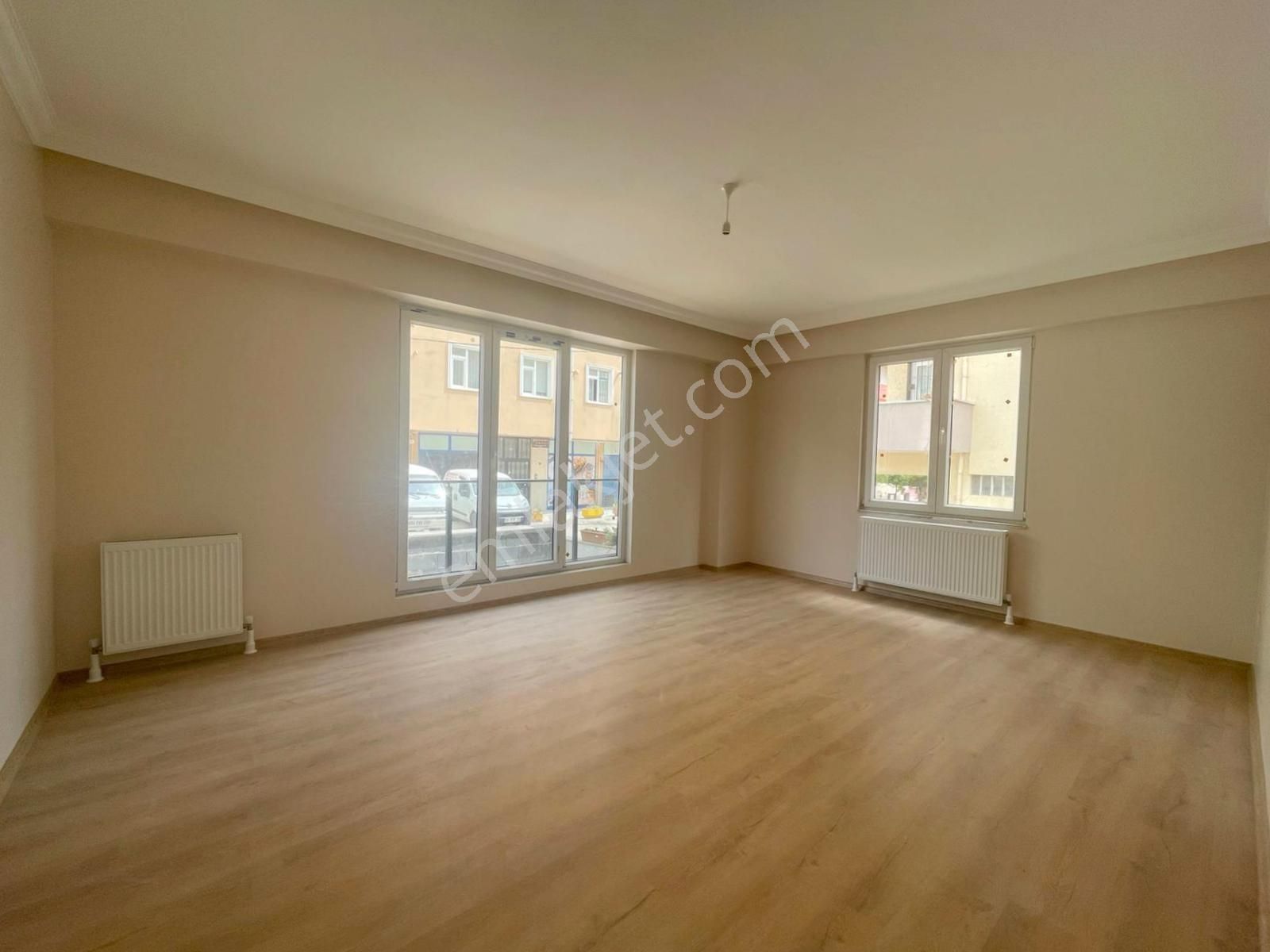 Mertcan'dan Ankara Cad. 1dk Mesafeli Balkonlu 2+1 Sıfır Daire