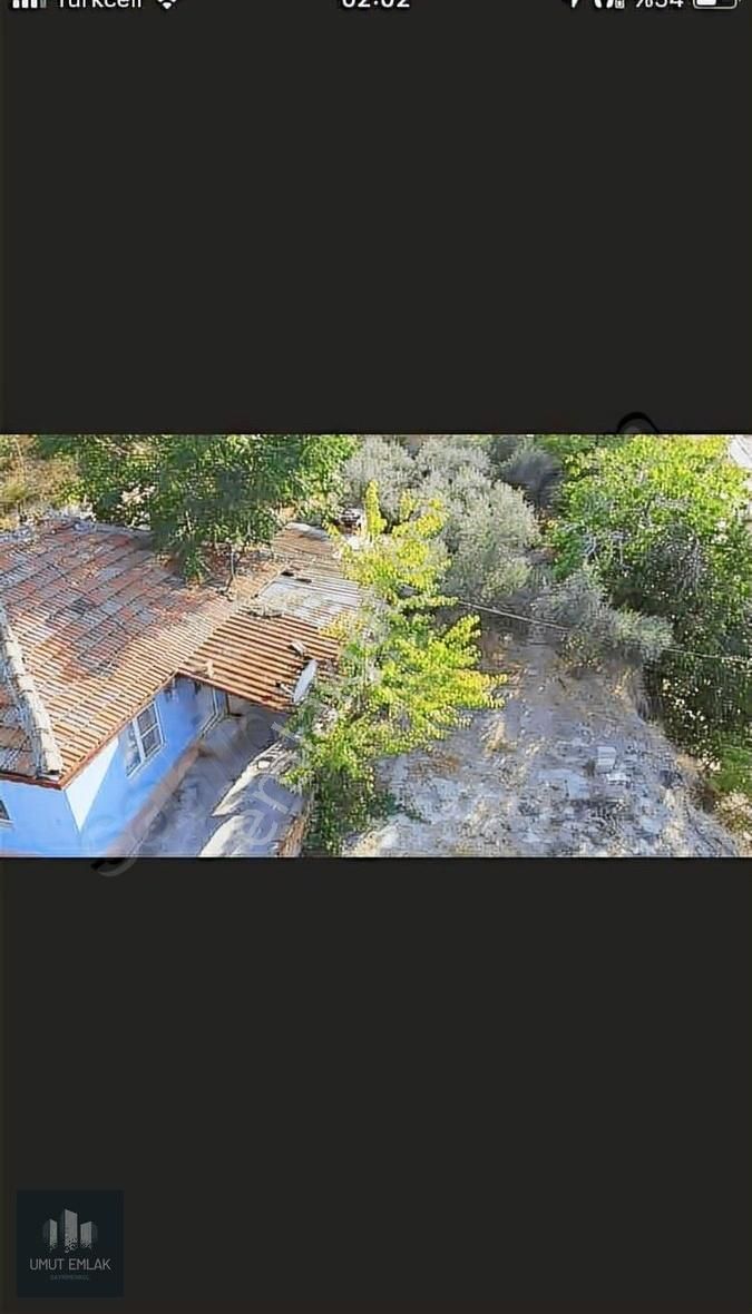 Kayalar Mahallesinde Satılık Köşe Parsel