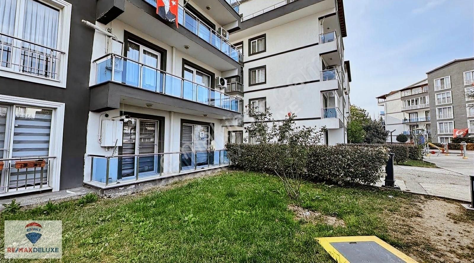 Myra 3 Sitesinde Eşyalı Kiralık 2+1 Daire